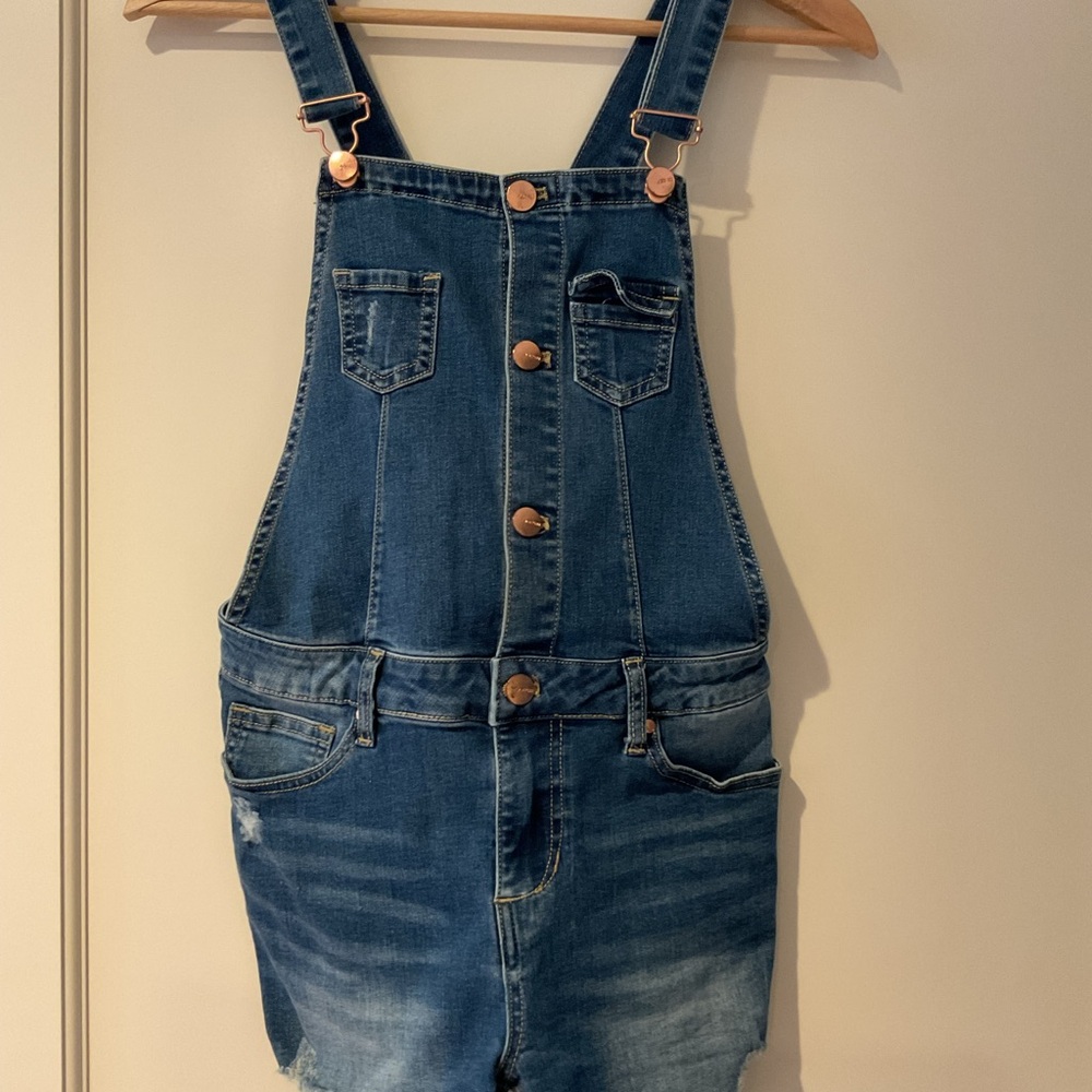 Joe’s girl’s Denim Overalls shorts with Pockets size 12-14Y